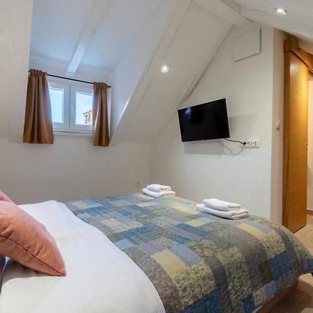 House Malena - Rooms Vis Buitenkant foto