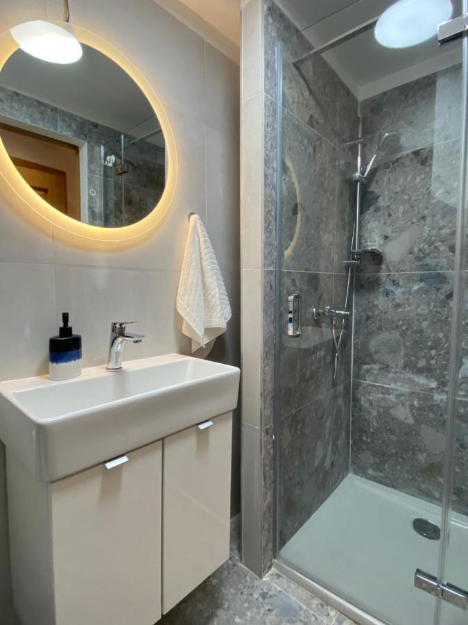 House Malena - Rooms Vis Buitenkant foto