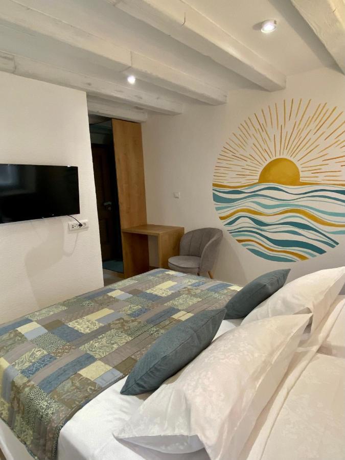 House Malena - Rooms Vis Buitenkant foto